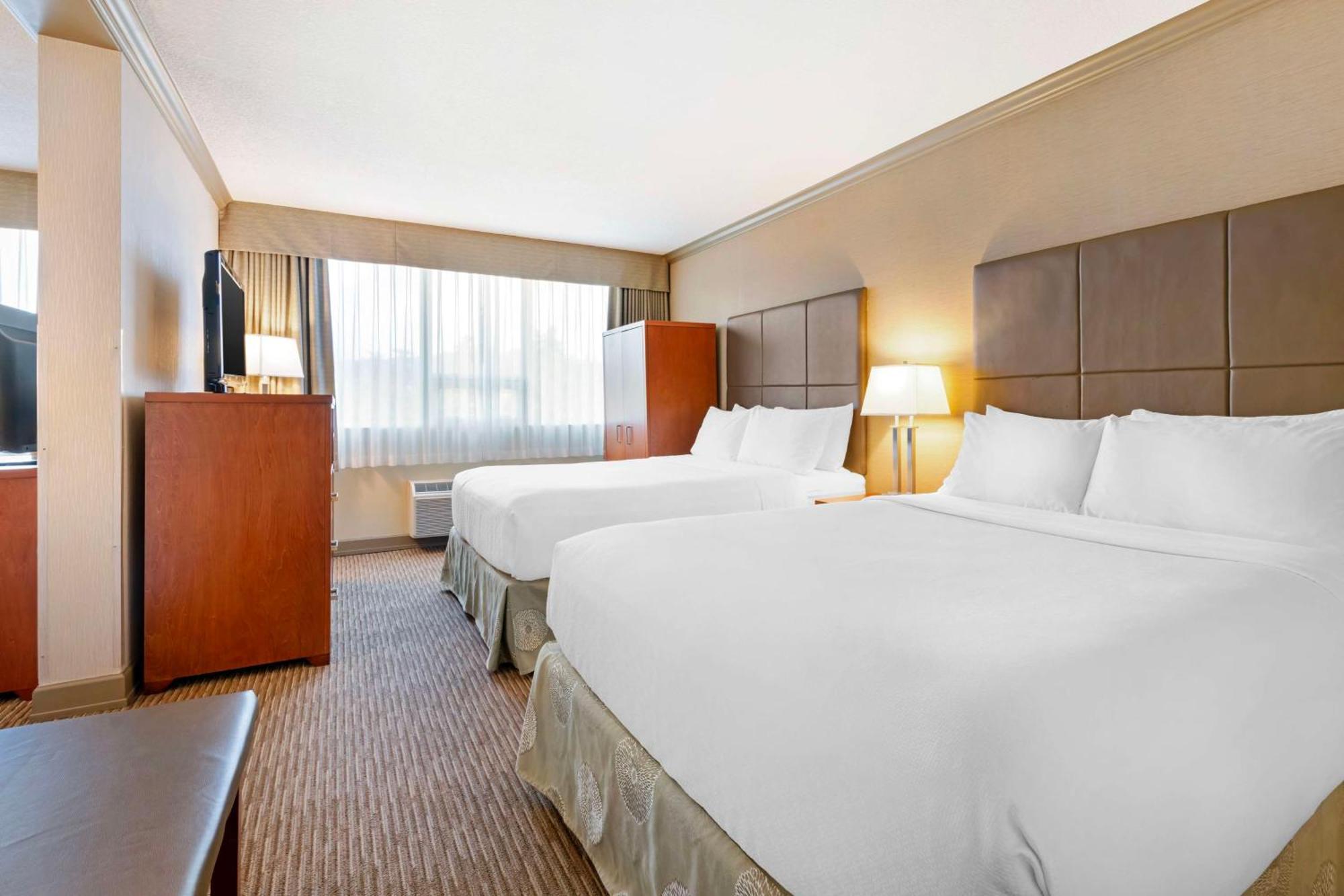 Best Western Plus Barclay Hotel Port Alberni Buitenkant foto